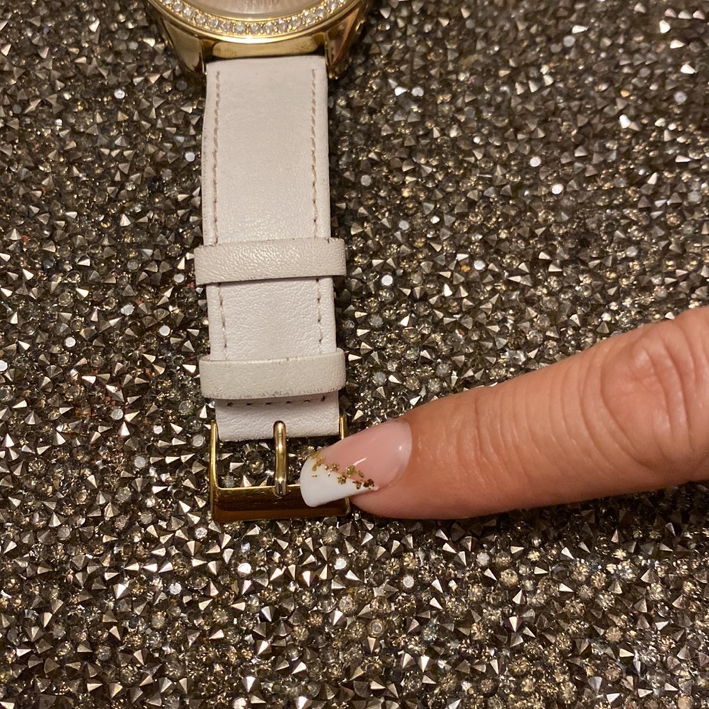 Guess Guess - Picture 8 of 9